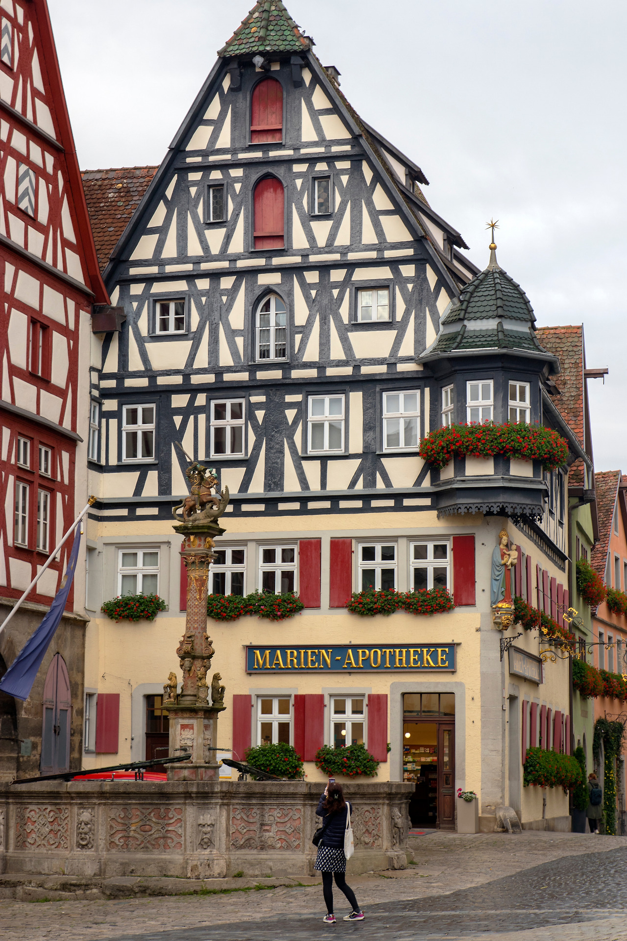 9.게오르크분수대,정육점과 춤의집, 야그슈타이머하우스.jpg