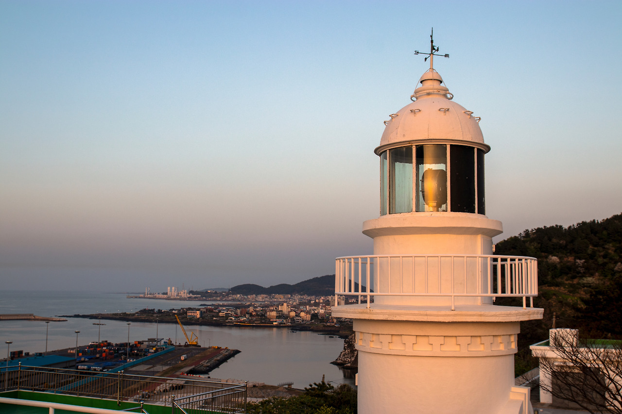 산지등대_등대3.jpg