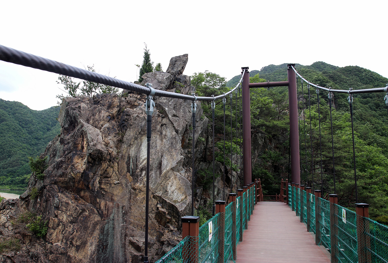 (수주팔봉)수주팔봉 출렁다리1.jpg