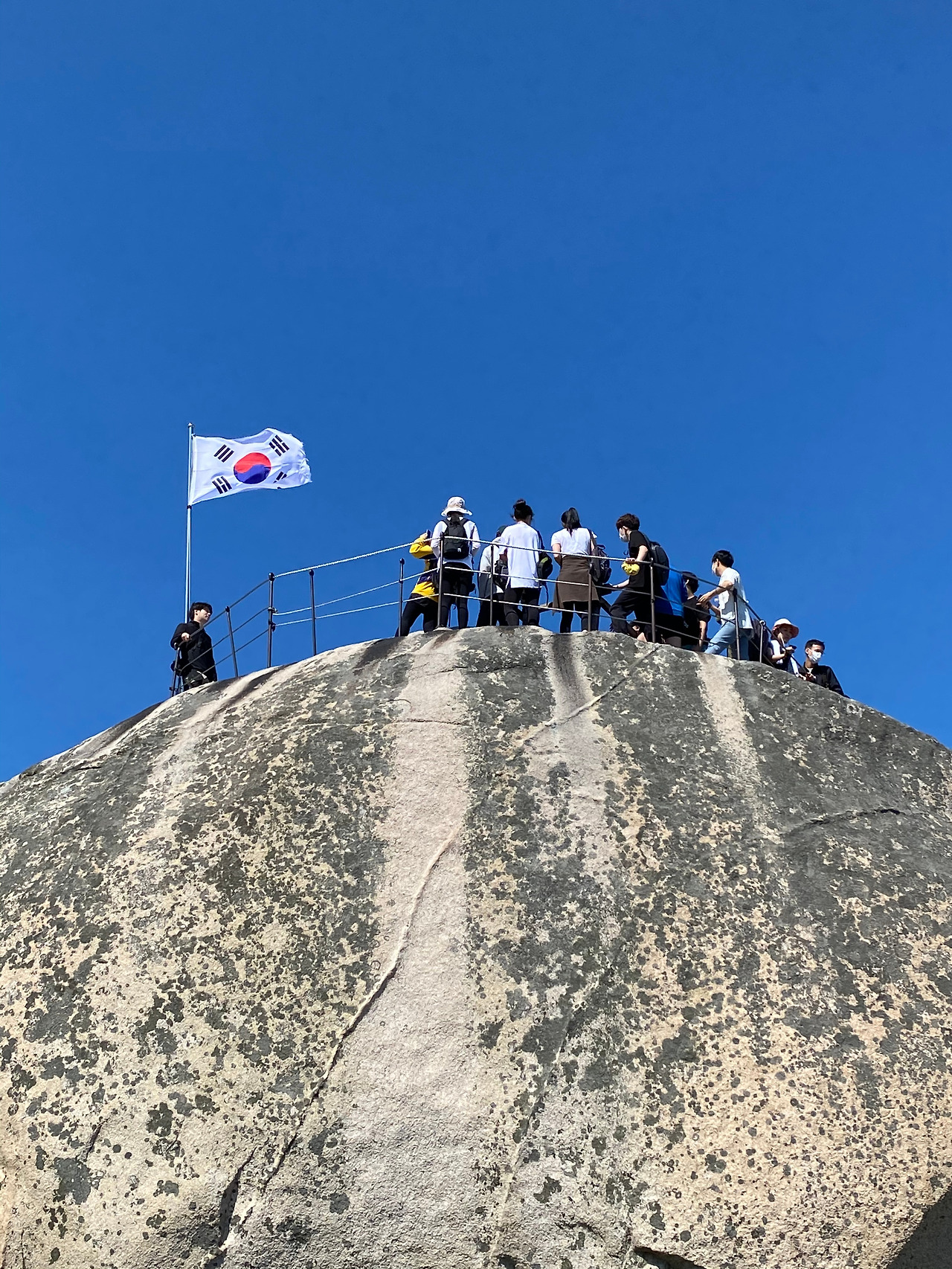 주말산_줄을서시오(북한산 백운대).jpg