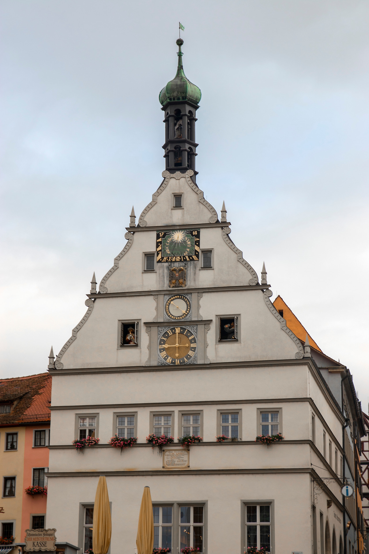 6.마르크트광장(시의회연회관 시계탑).jpg