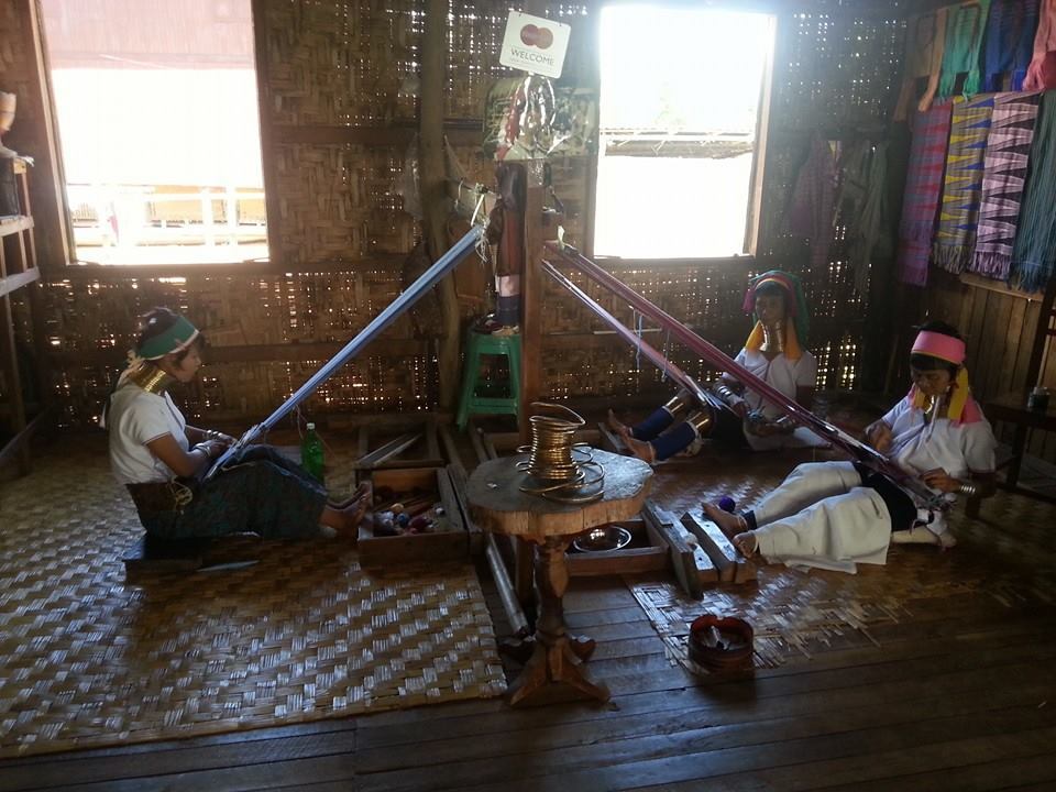 인레 원주민.jpg