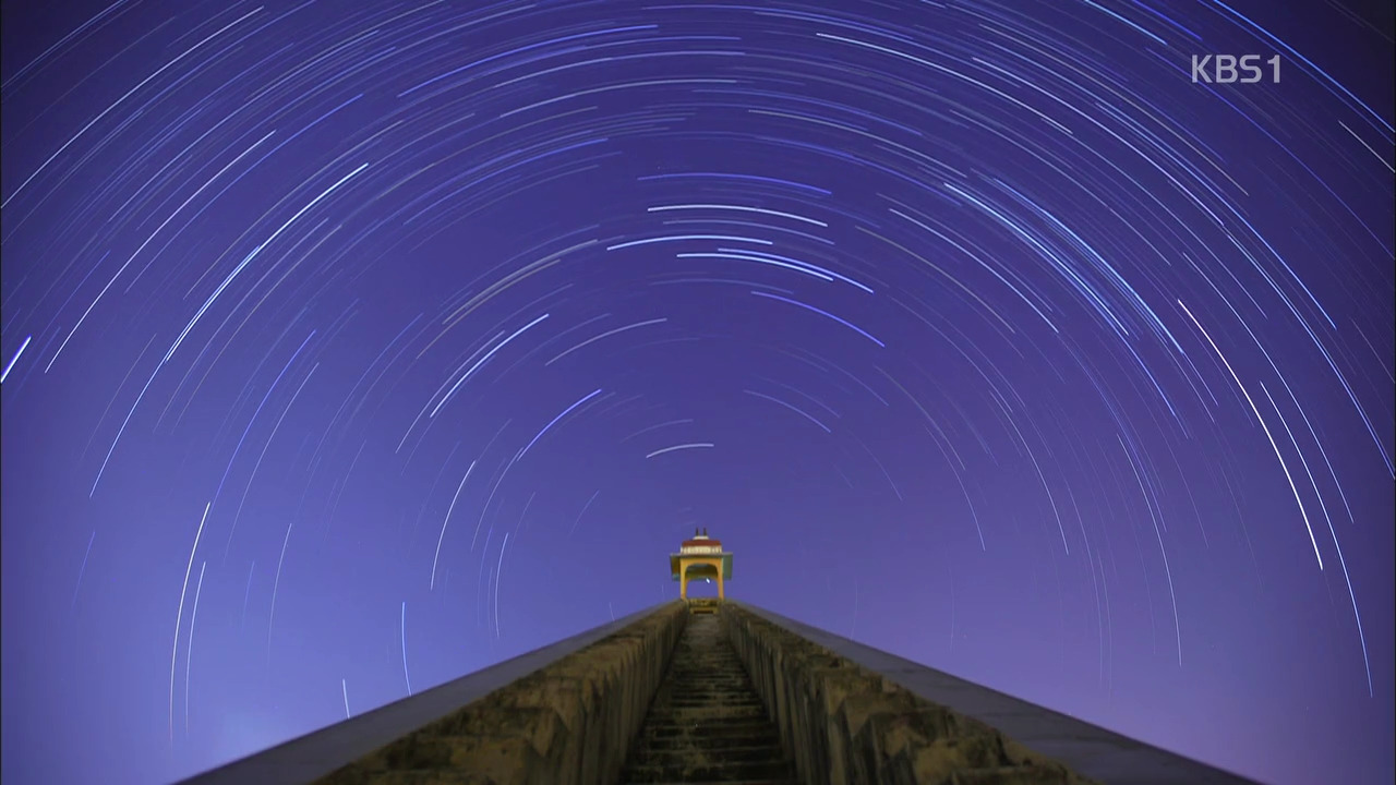 ‘2014 KBS글로벌대기획-색, 네 개의 욕망’ E1 140110 ‘BLUE-구원의 기도’ HDTV x264 720p AAC-nature boy.mp4_001596984.jpg