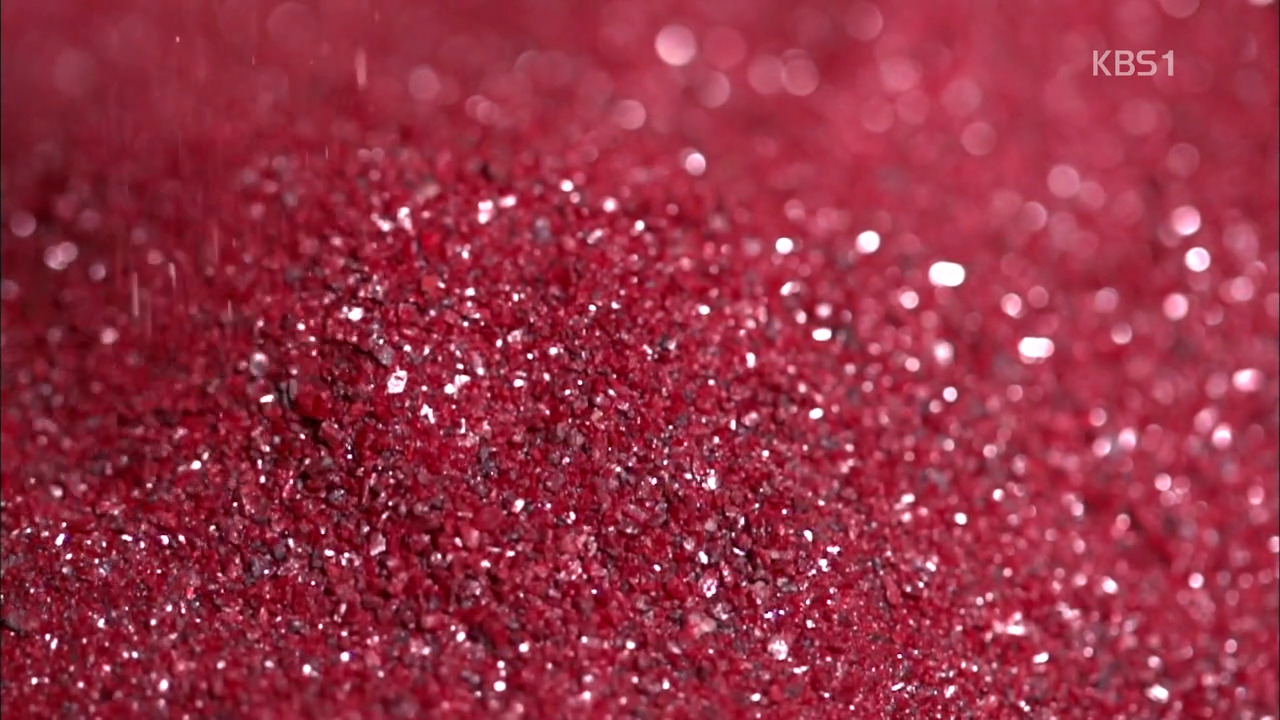 ‘2014 KBS글로벌대기획-색, 네 개의 욕망’ E2 140117 ‘RED-불멸의 마법’ HDTV x264 720p AAC-nature boy.mp4_000661323.jpg