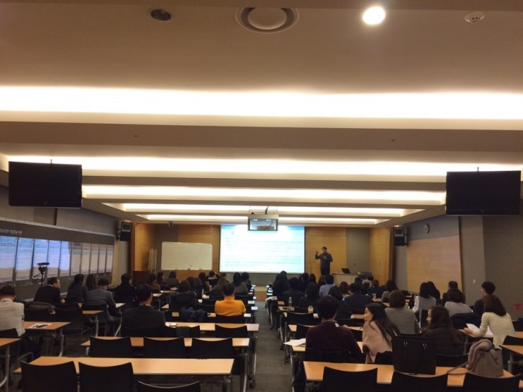 사단법인_한국공익법인협의회 교육사진.jpg