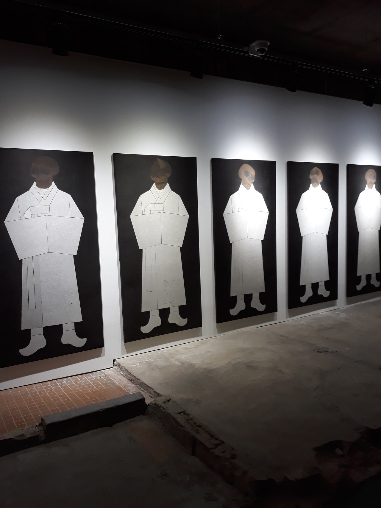 다운로드 (5).jpg