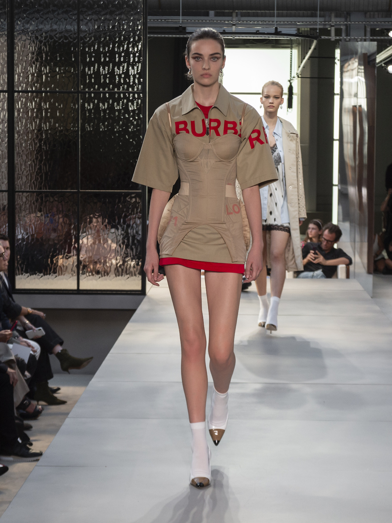 버버리 여 (2).jpg