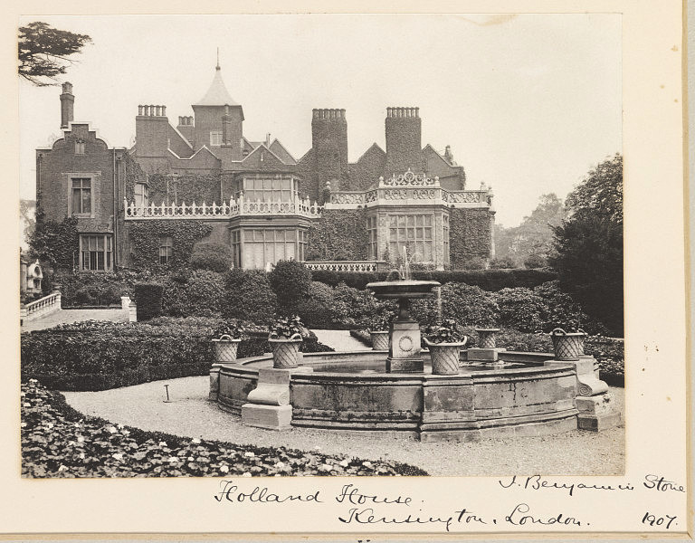Holland_House_in_1907_by_J__Benjamin_Stone_-_Fountain.jpg