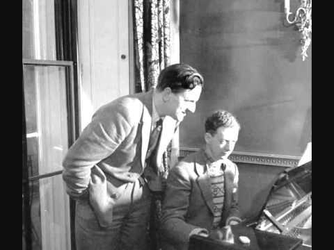 브리튼 (우)과 피어스 (좌).jpg