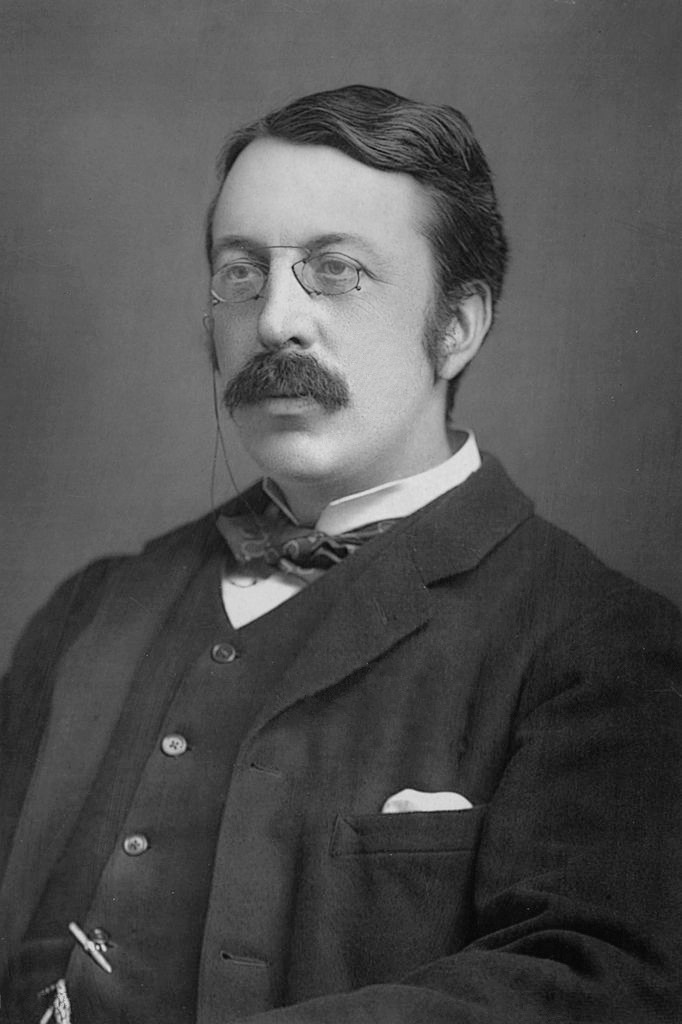 Charles_Villiers_Stanford_c1894bw.jpg