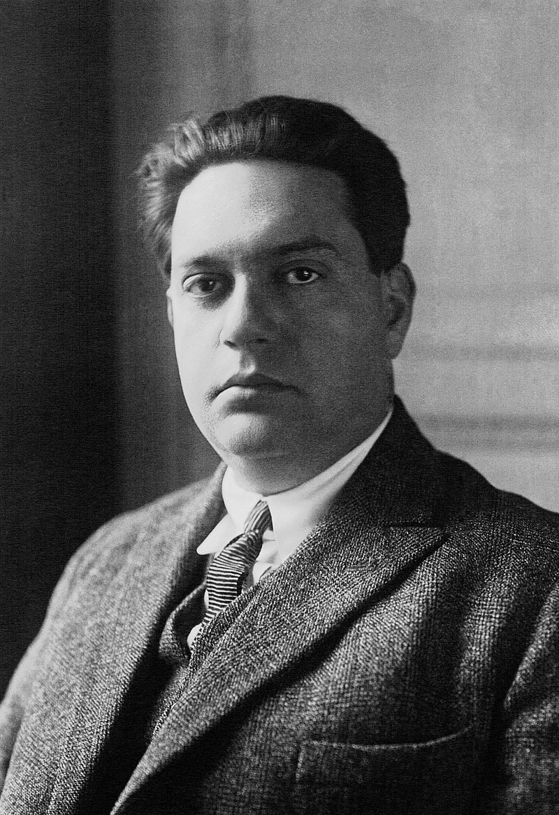 Darius_Milhaud_1923_(cropped_and_restored).jpg