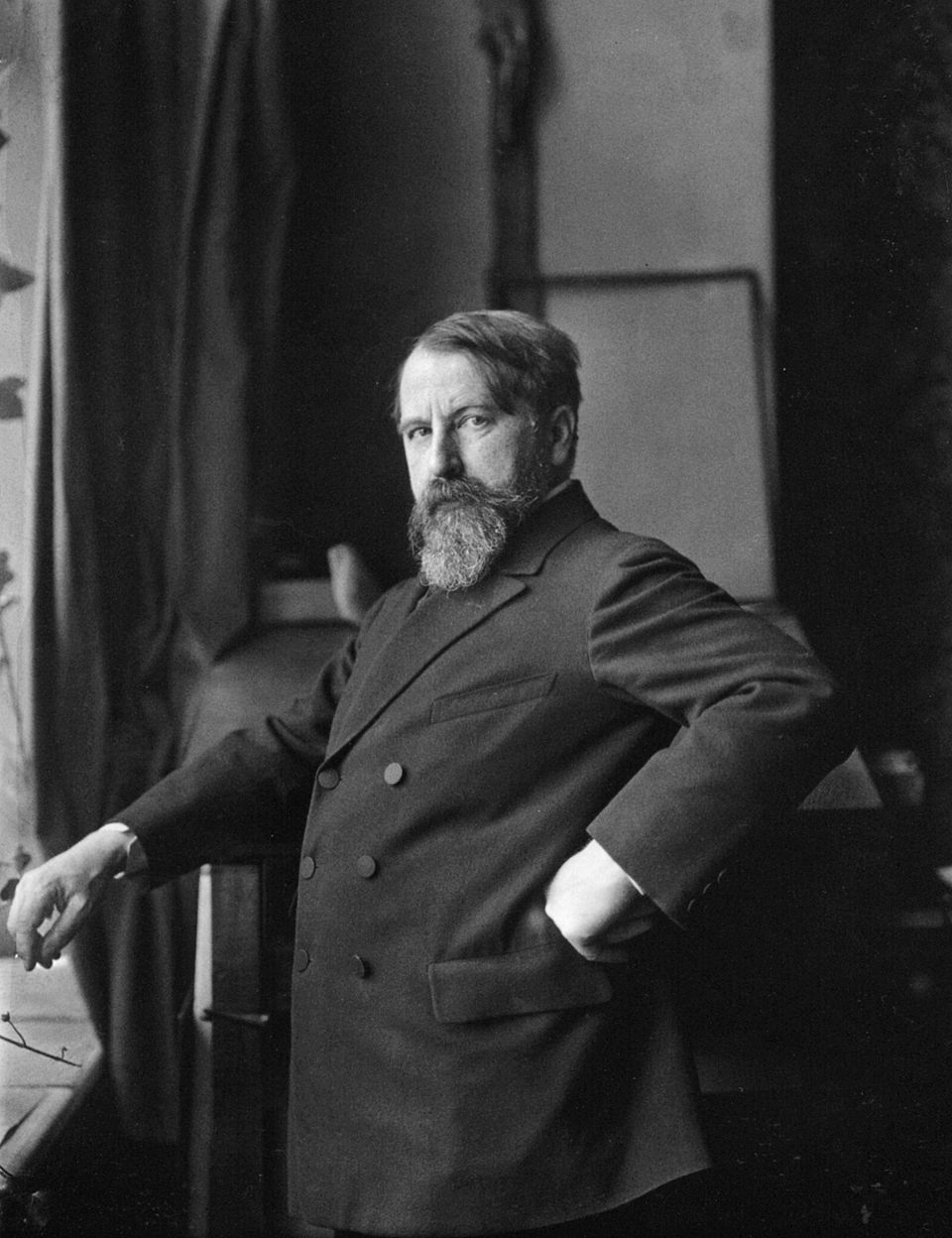 960px-Arthur_Schnitzler_1912.jpg
