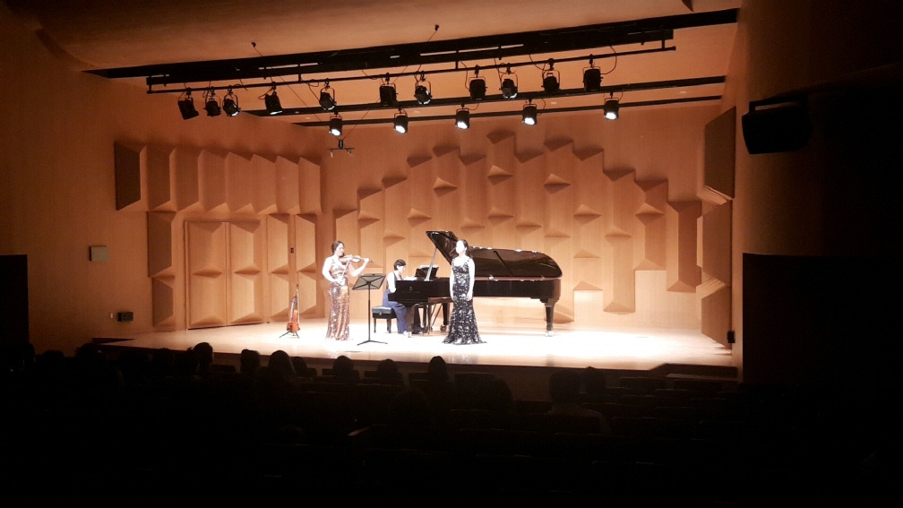 부산문화회관 챔버홀.jpg