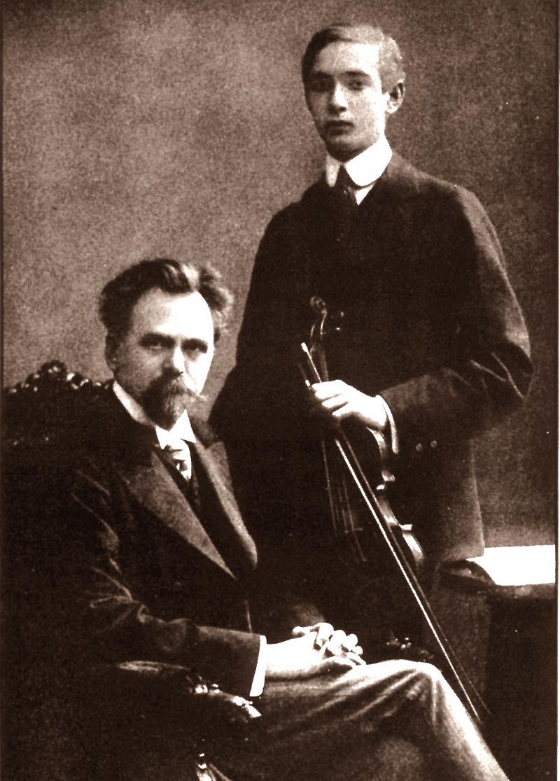 800px-Joseph_Szigeti_and_Jeno_Hubay_c1910.jpg