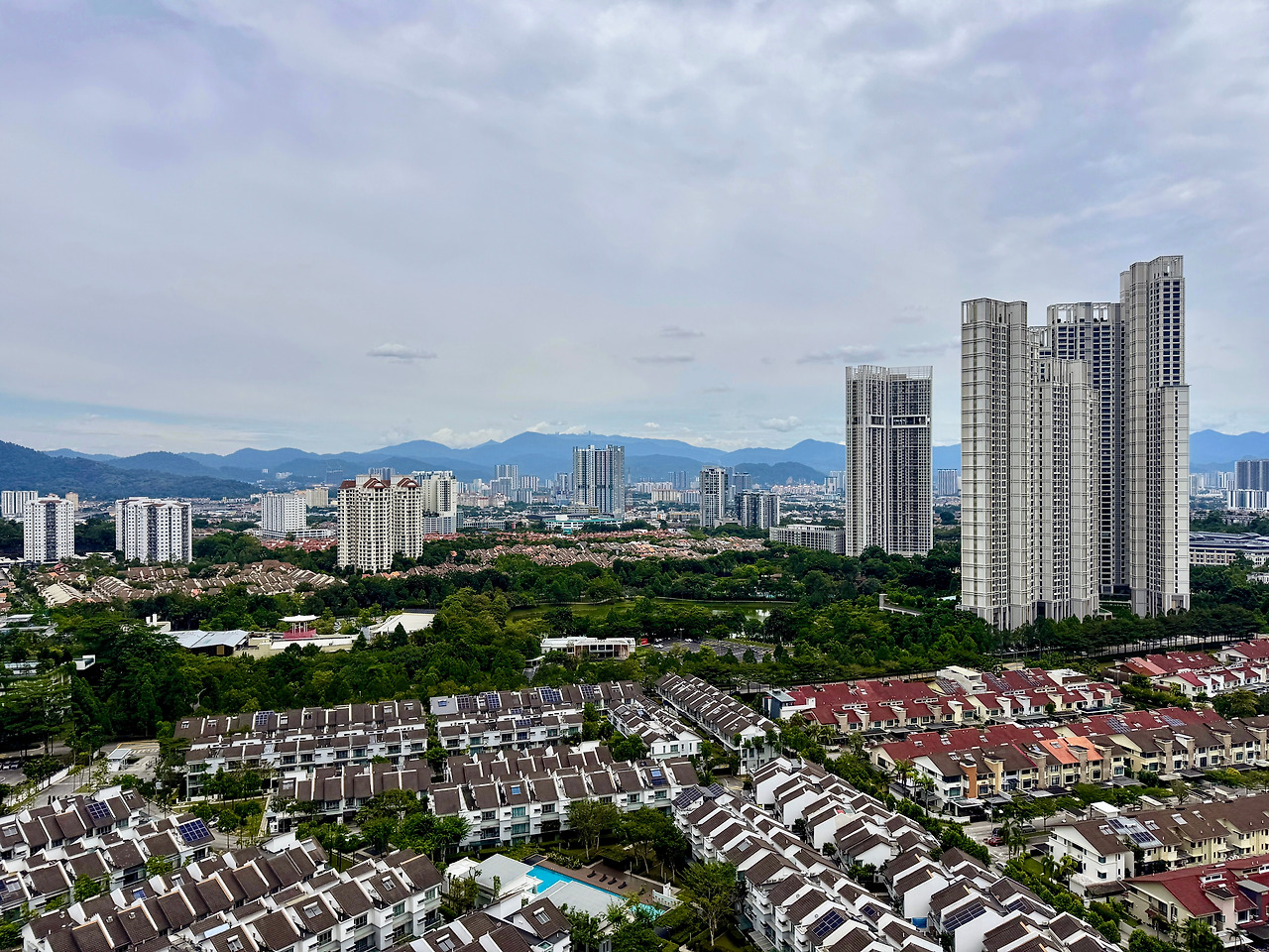 이주_해외생활_은퇴_말레이시아_쿠알라룸푸르_방콕_일본_오사카_자산관리_송정_디지털노마드 3.jpg