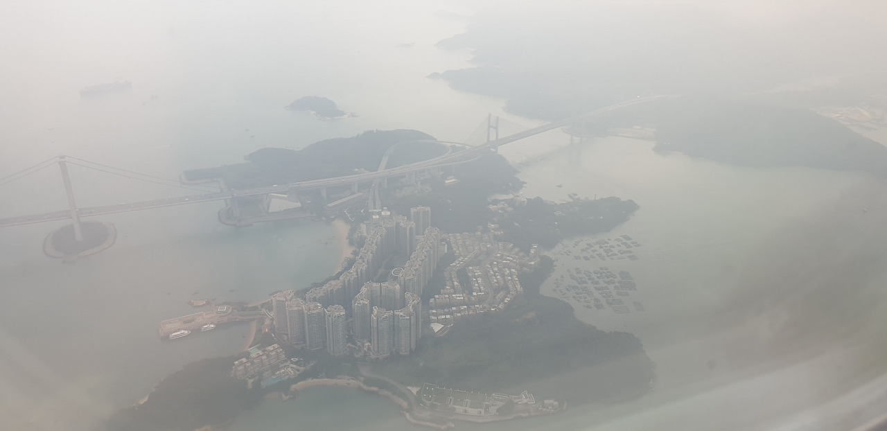 홍콩_여행_시위_쇼핑_관광 2.jpg