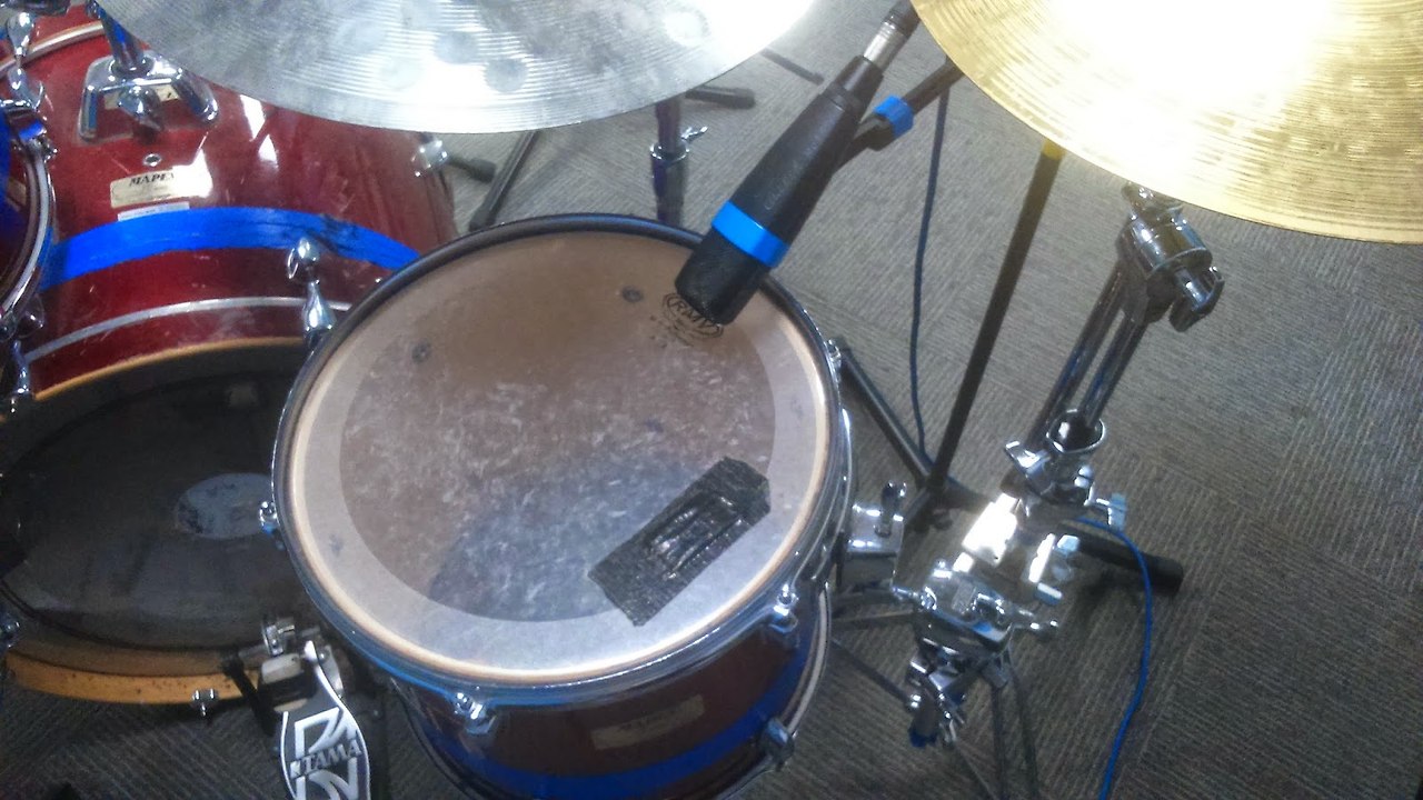 tom-drum-mic-position-recording.jpg