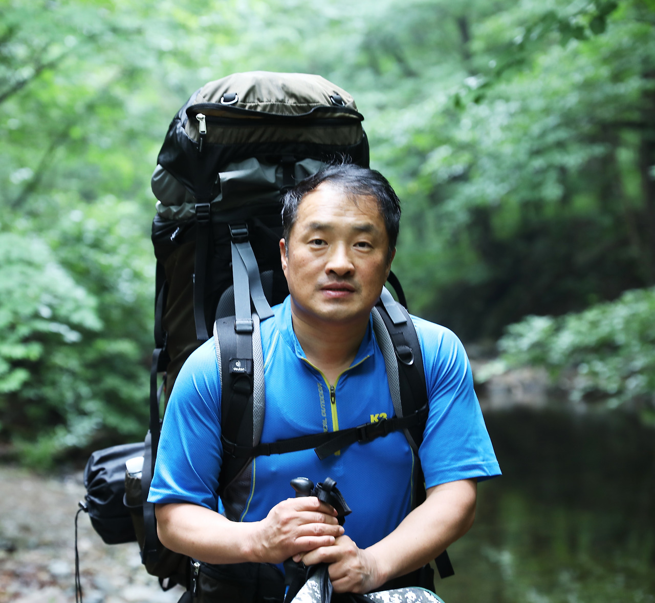 안균섭 시인.jpg