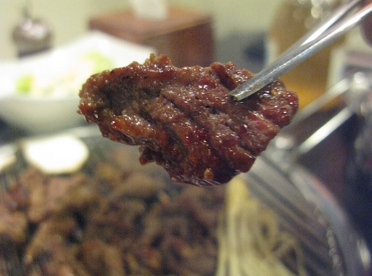 갈매기 살에 묻어나는 육질이 더욱 맛을 느끼게 한다.jpg