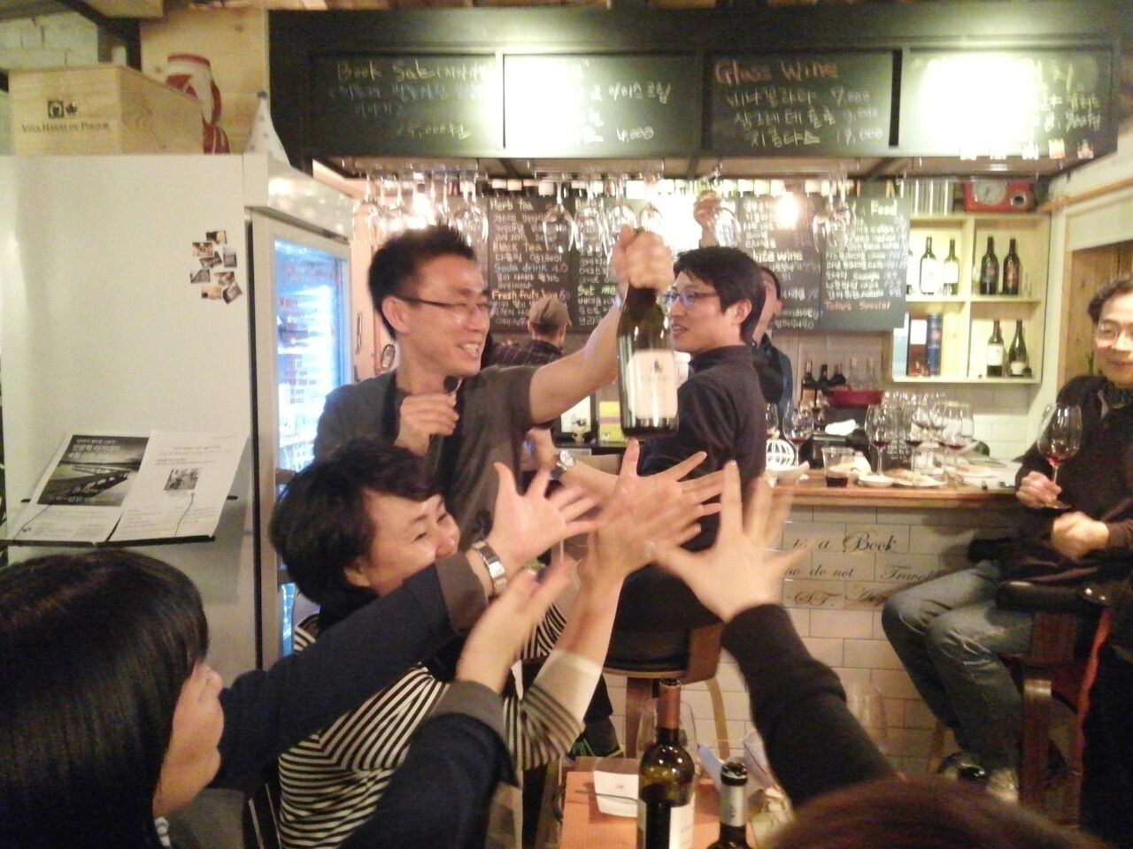 와인파티 김덕영.jpg