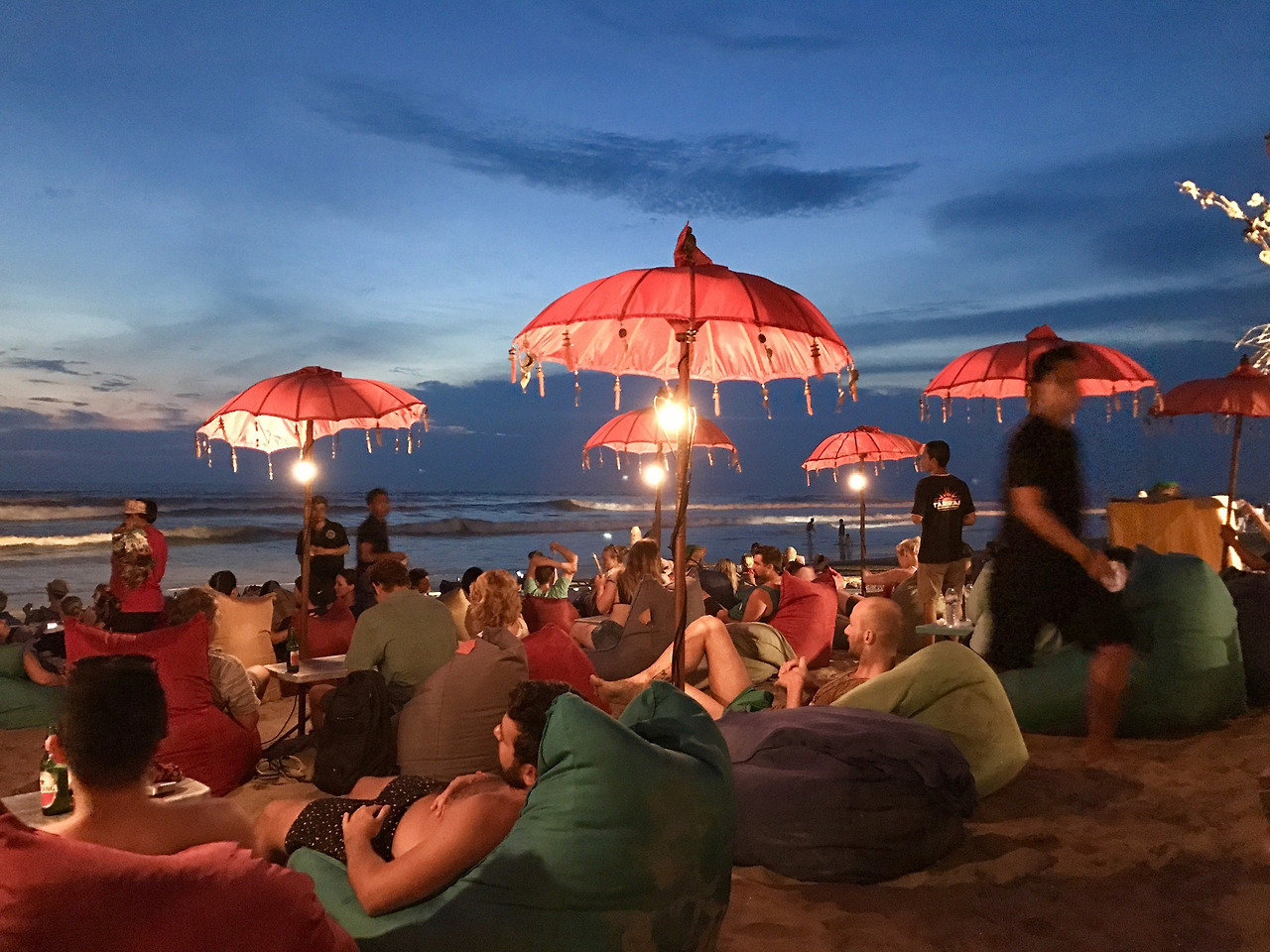 seminyak-2407835_1920.jpg