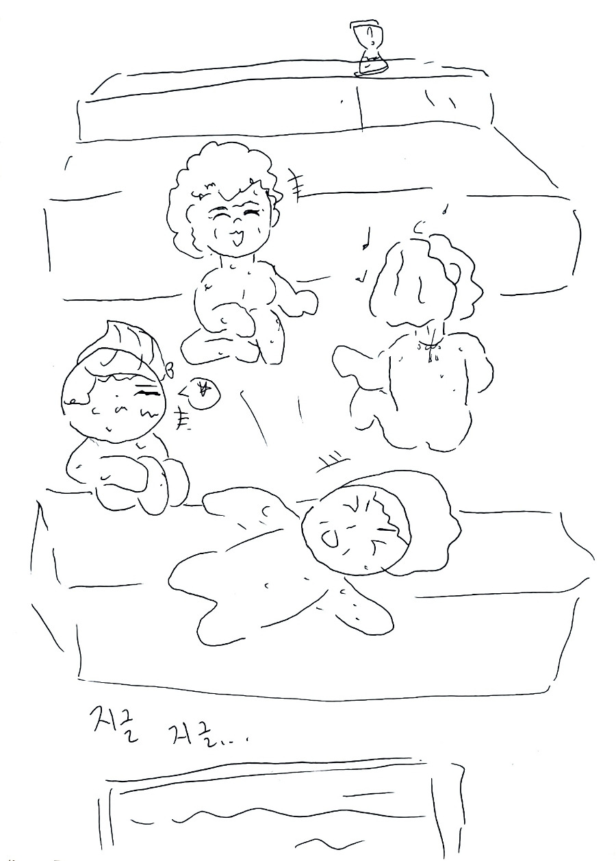 사우나에서 아줌마들이 땀흘리는모습.jpg