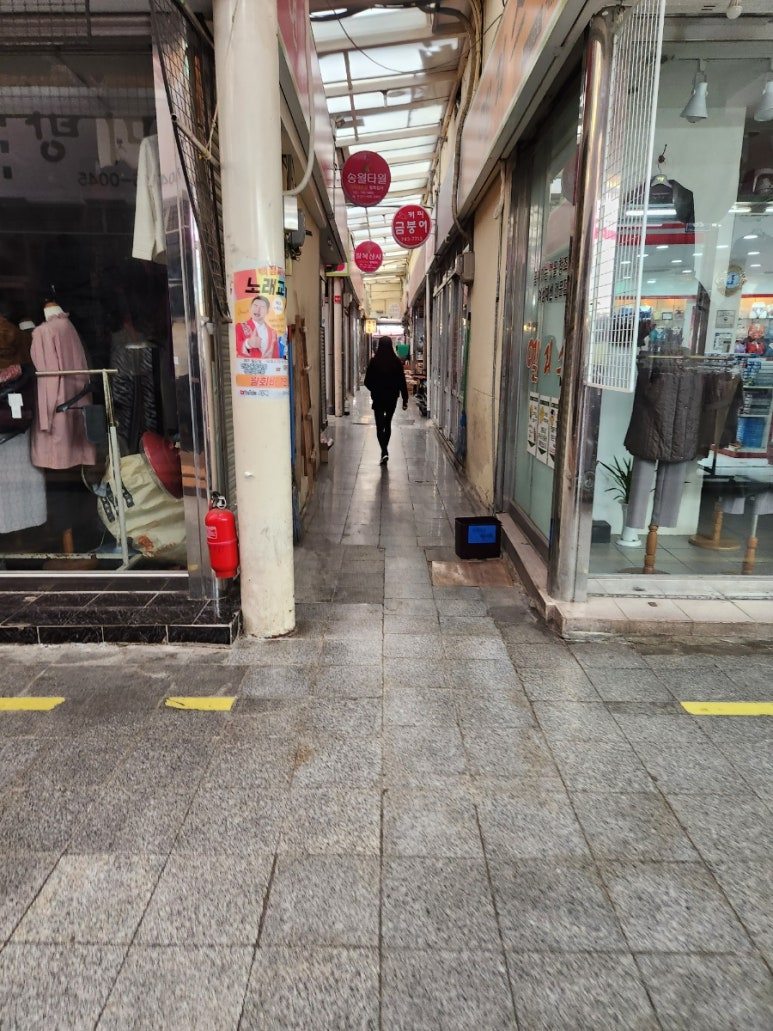중앙시장길.jpg