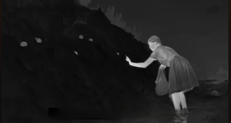 존 오브 인터레스트5.jpg