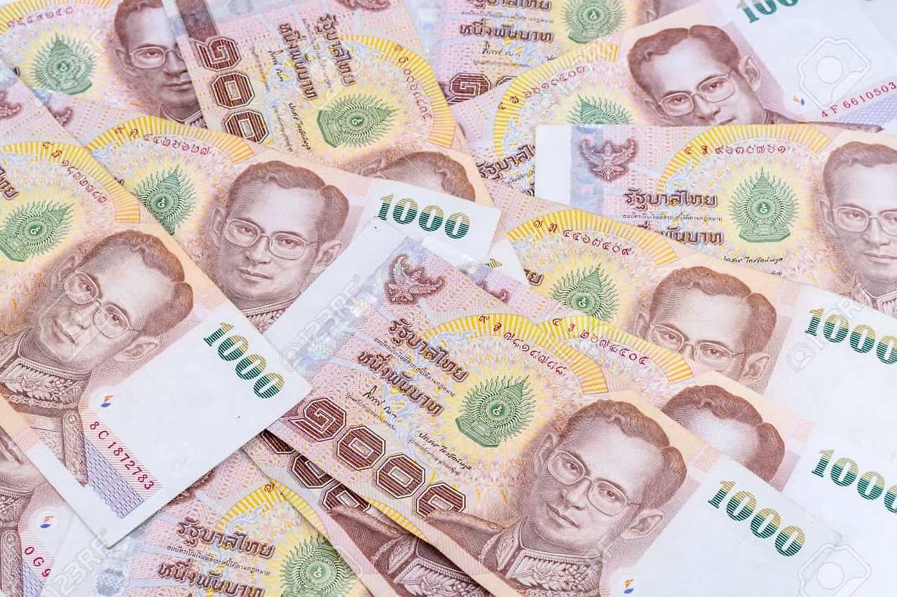 40032632-Thai-Money-Thai-Currency-1000-Baht-Stock-Photo-thai.jpg