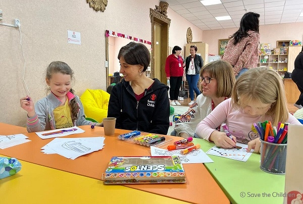 230707 [첨부사진] 세이브더칠드런 우크라이나_동부 드니프로 아동친화공간(사무소장 소니아 쿠쉬).jpg