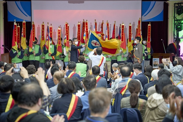 ▲ 지난해 광주광역시 금호화순리조트에서 열린 제109차 흥사단대회의 한장면 [흥사단본부 제공].jpg