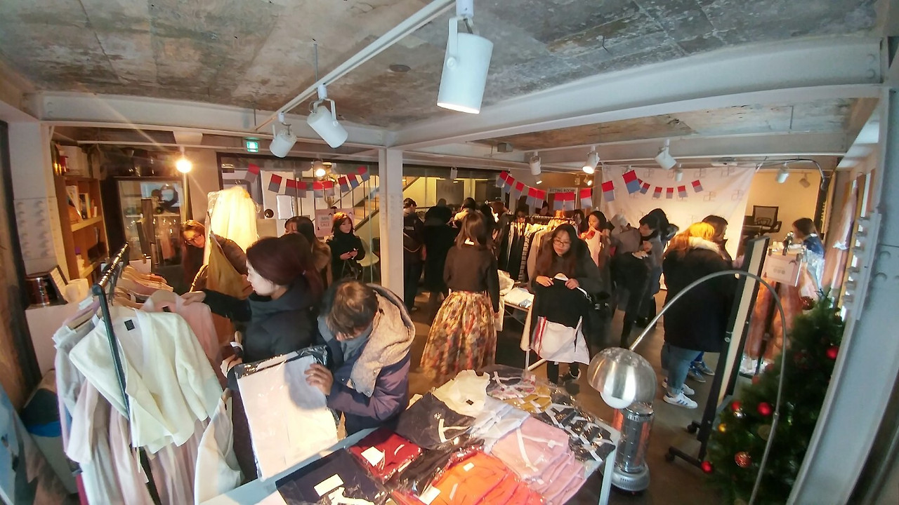 성수동대관_뚝섬_서울숲대관_성수동인생공간_리슬팝업스토어 (4).jpg