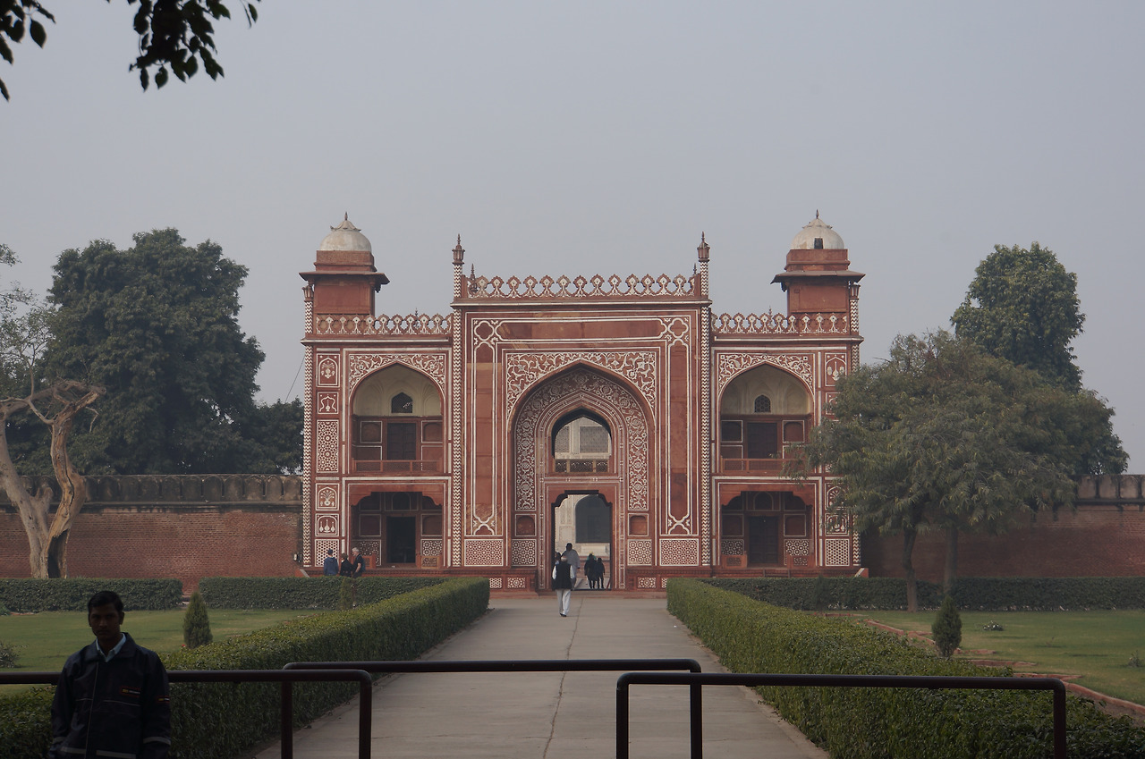 agra-405.jpg