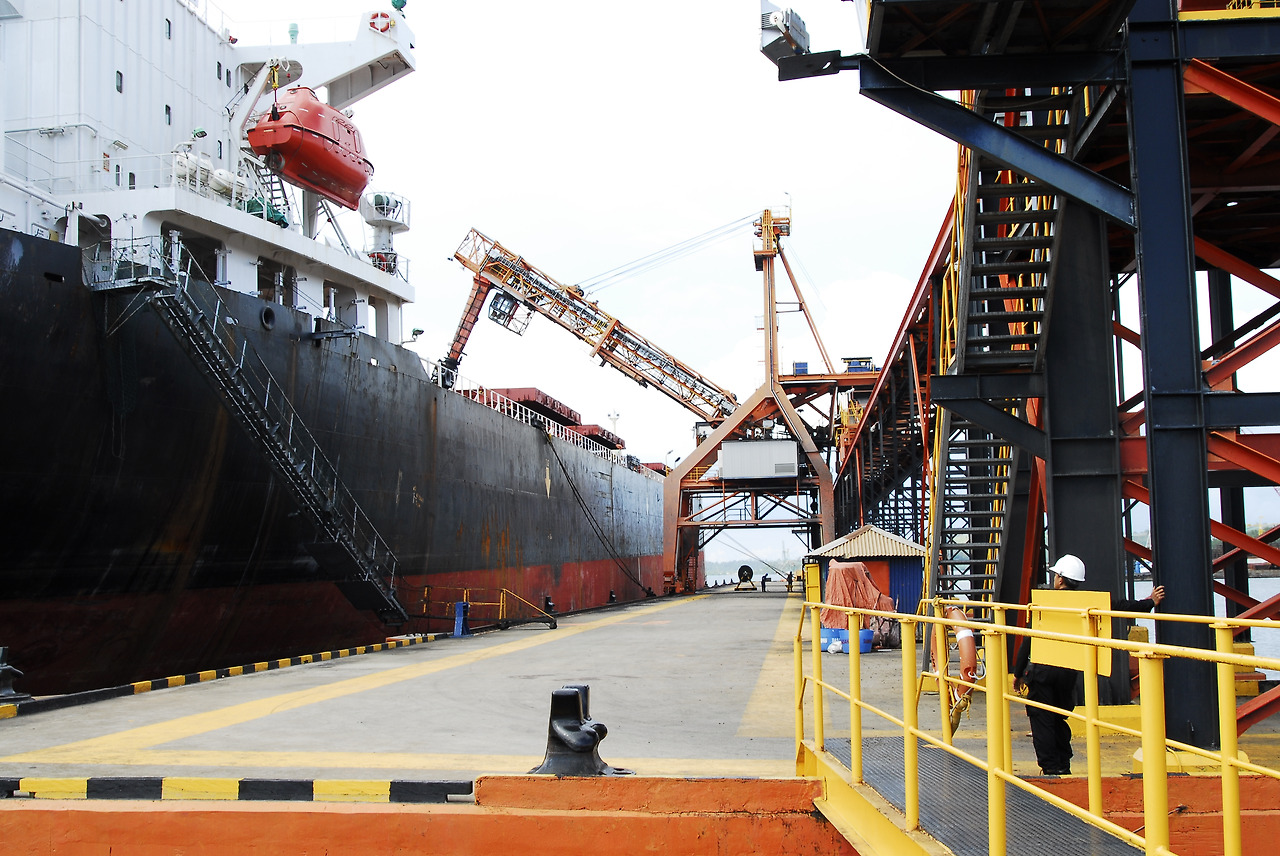 0911029-바릭파판 접안 022.jpg