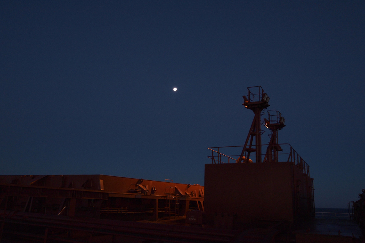 290410-정박중 일몰일출 051.jpg