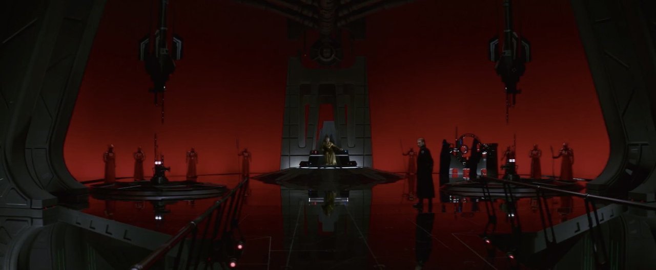 starwars-lastjedi-snoke-throneroom.jpg