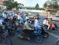 오토바이 떼.jpg