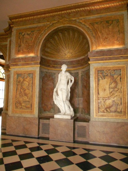 베르사유 내부.jpg