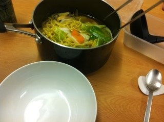 에그누들 탕면.jpg