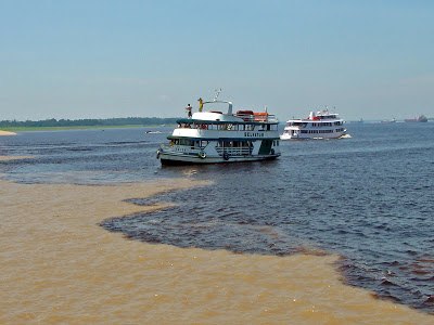 encontro-das-aguas-em-manaus-1.jpg
