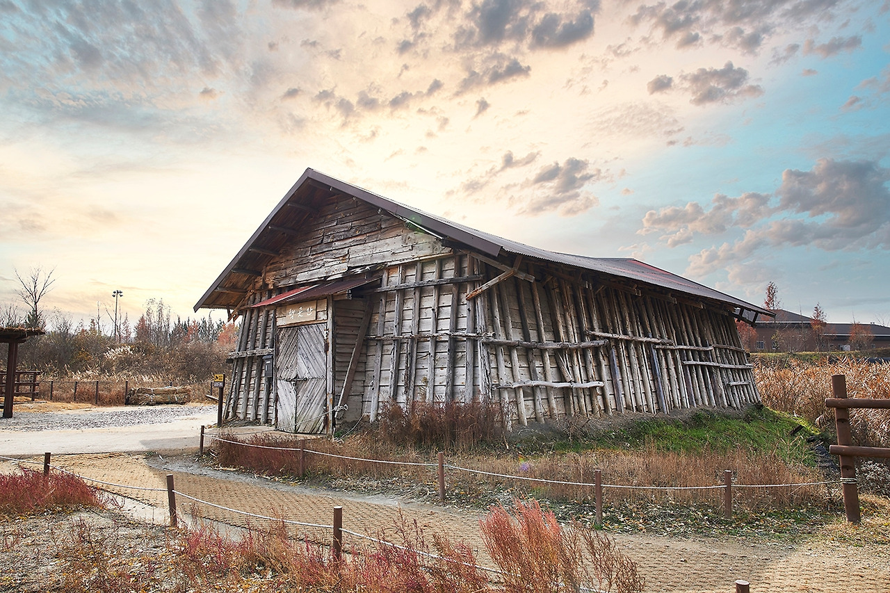 갯골소금창고 활성화(시흥).jpg