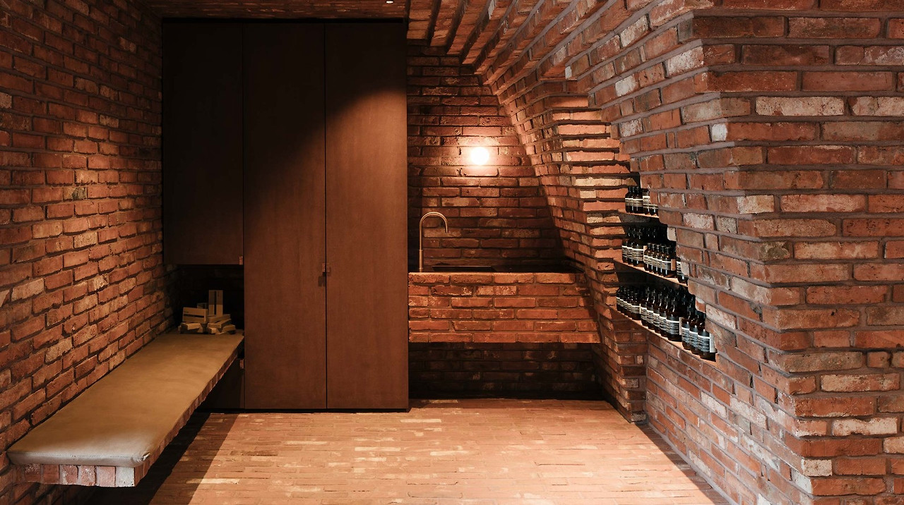 이솝 사운즈 한남.jpg