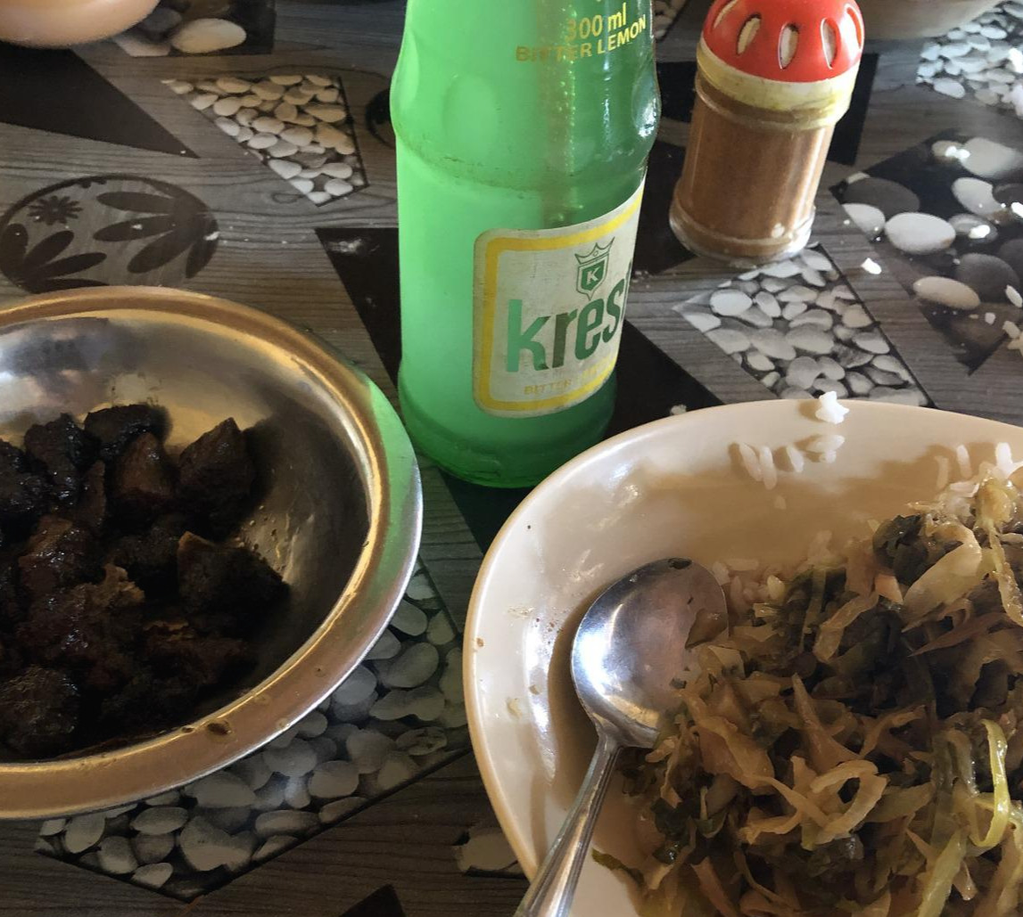 크레스트랑 밥.jpg