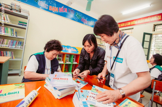 200km_14 도서실 작업1.jpg