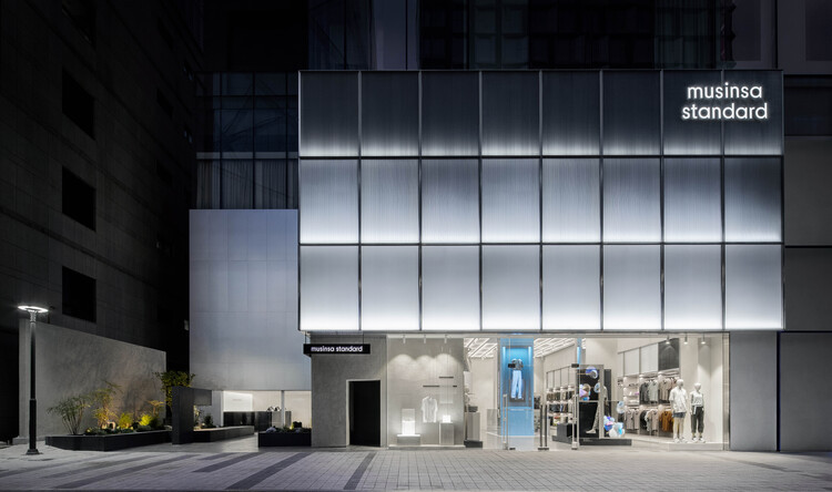 musinsa-standard-01.jpg
