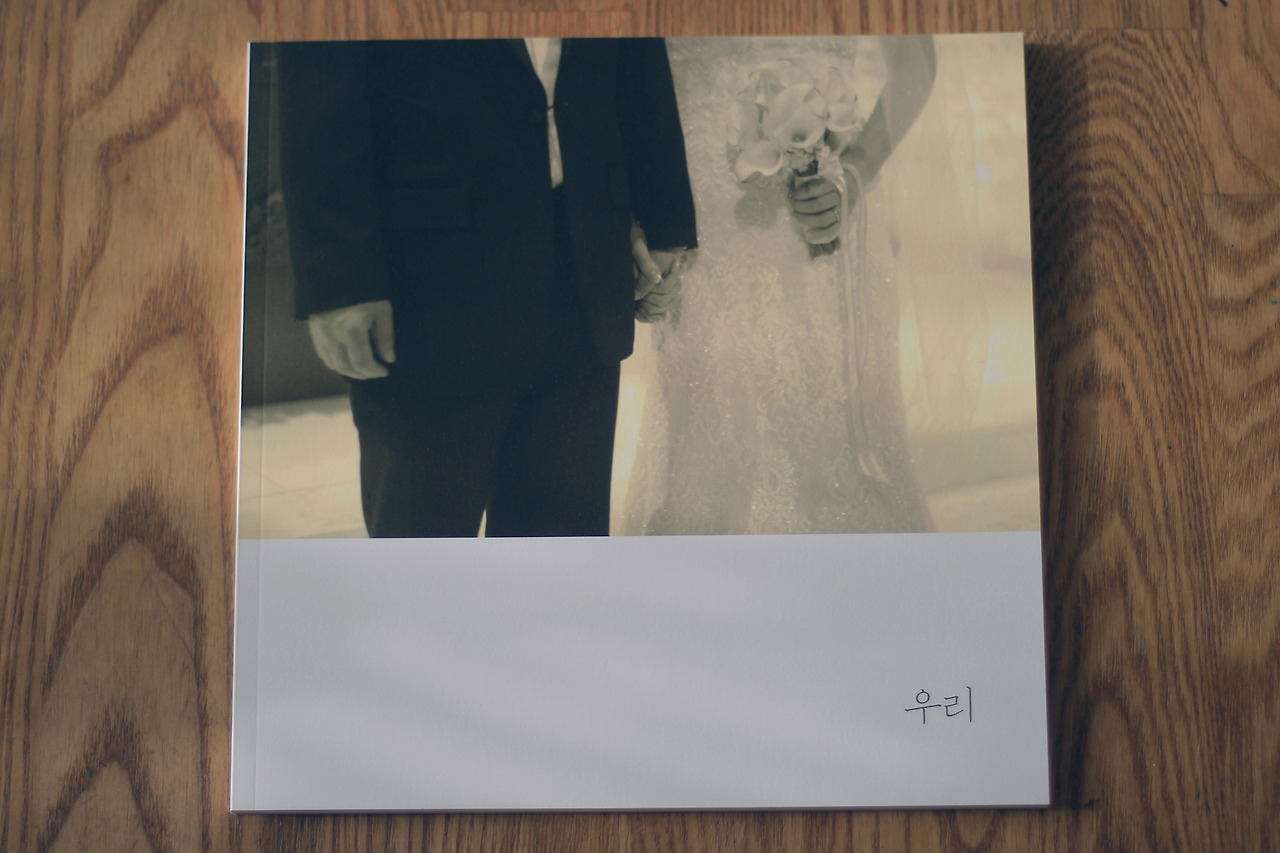 8. 6. 지인에게 만들어준 웨딩 앨범.jpg