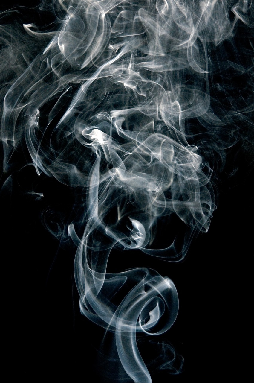 smoke-298243_1280.jpg