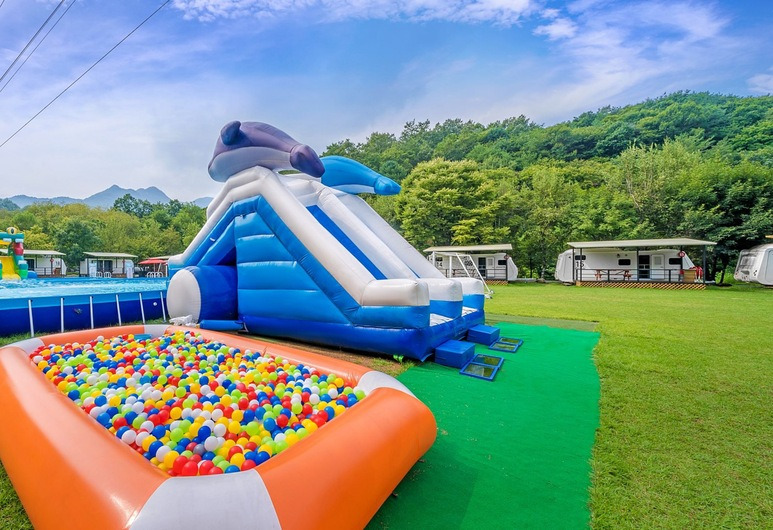 Korea_Gapyeong_Gapyeong Saeyeon Caravan - Glamping 1.jpg