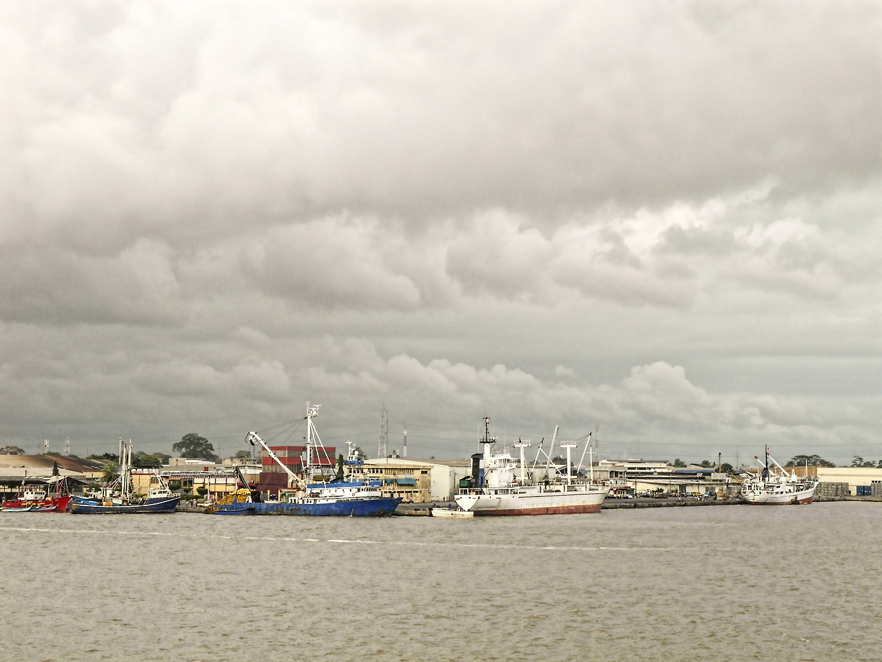 Africa Abidjan South Port.jpg