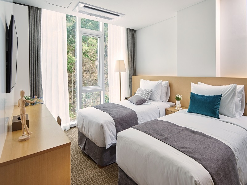 06_summer holiday_naksan beach hotel.jpg